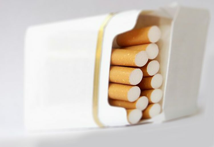 В Австралии сигаретные пачки станут безликими
