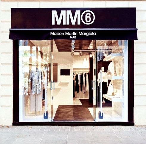 Впервые в Европе, в самом сердце Парижа, открыли бутик ММ6