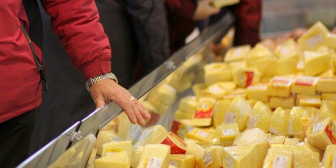 Российский сыр в магазине Благовещенска выдали за Нидерландский